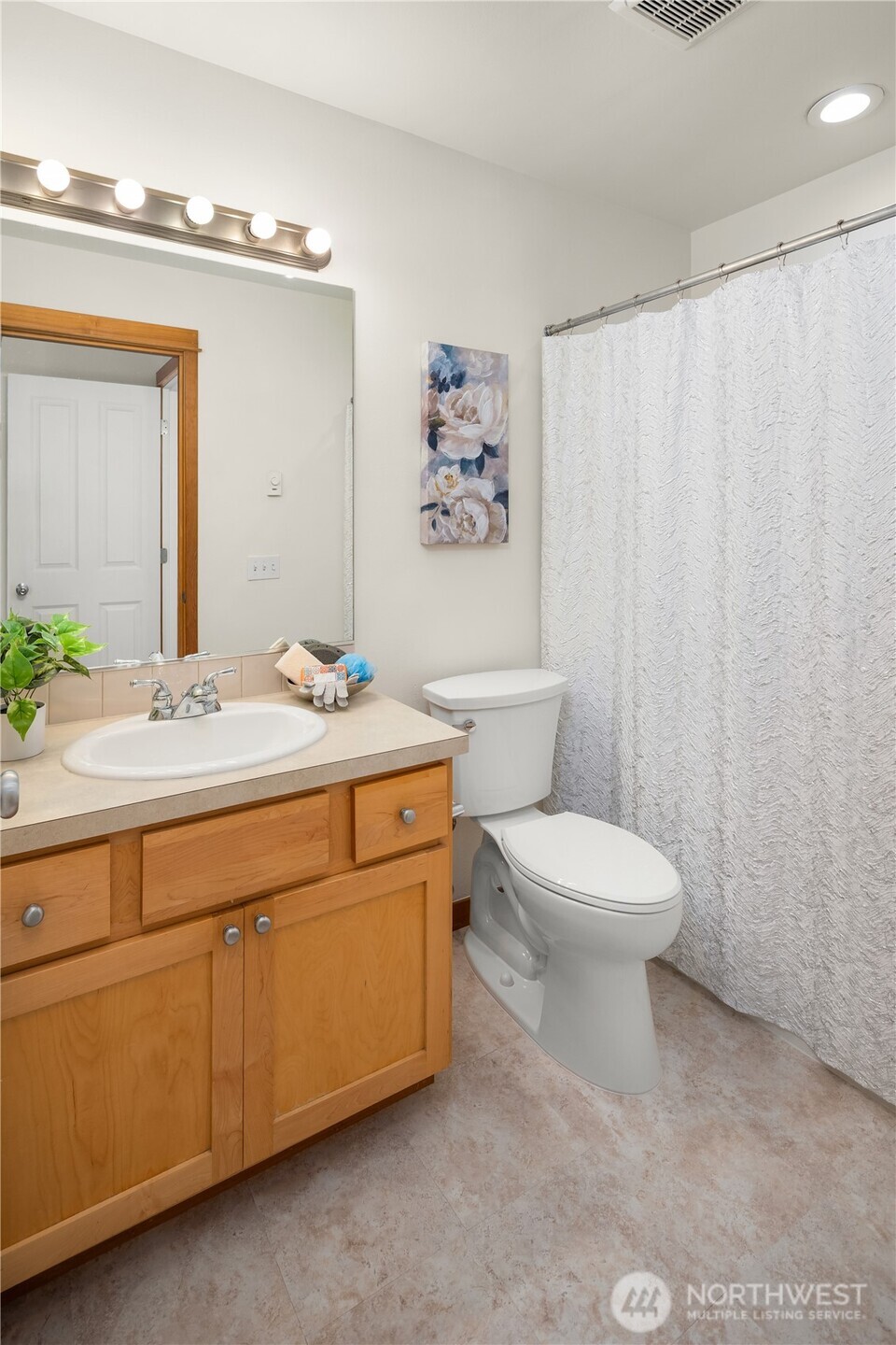 5614 Fauntleroy Way Property Photo 12