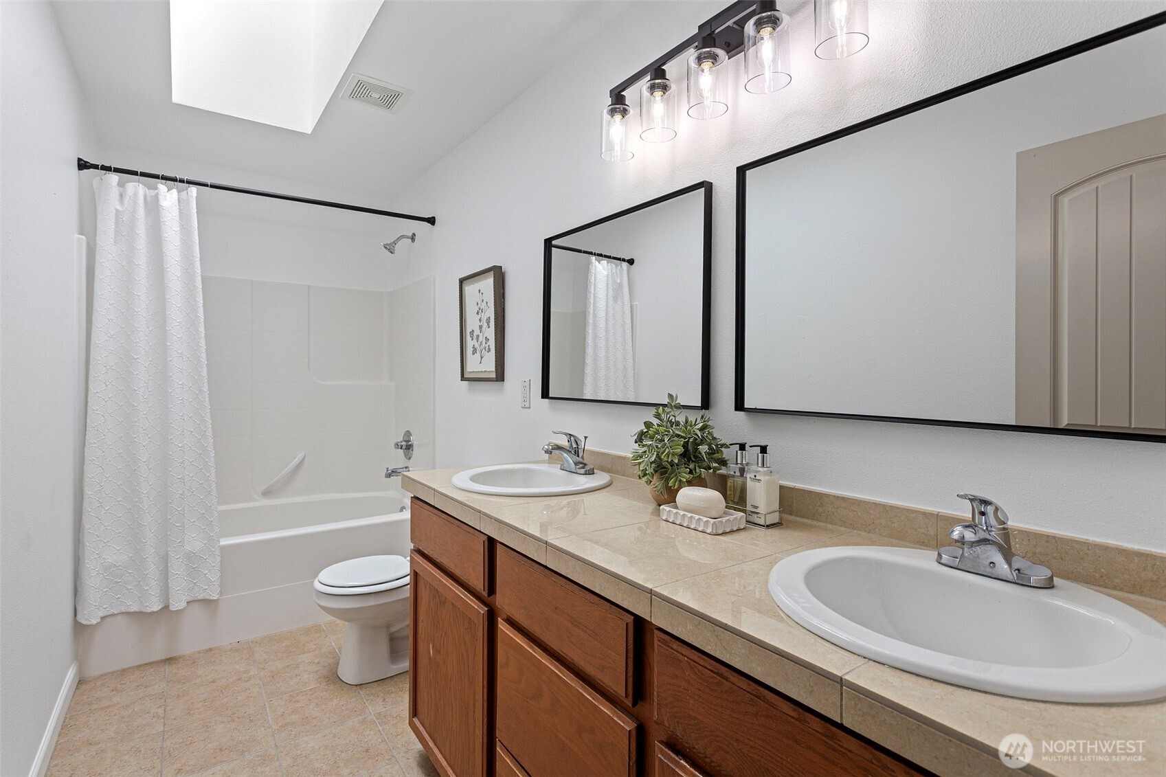 25921 35th Place Property Photo 10