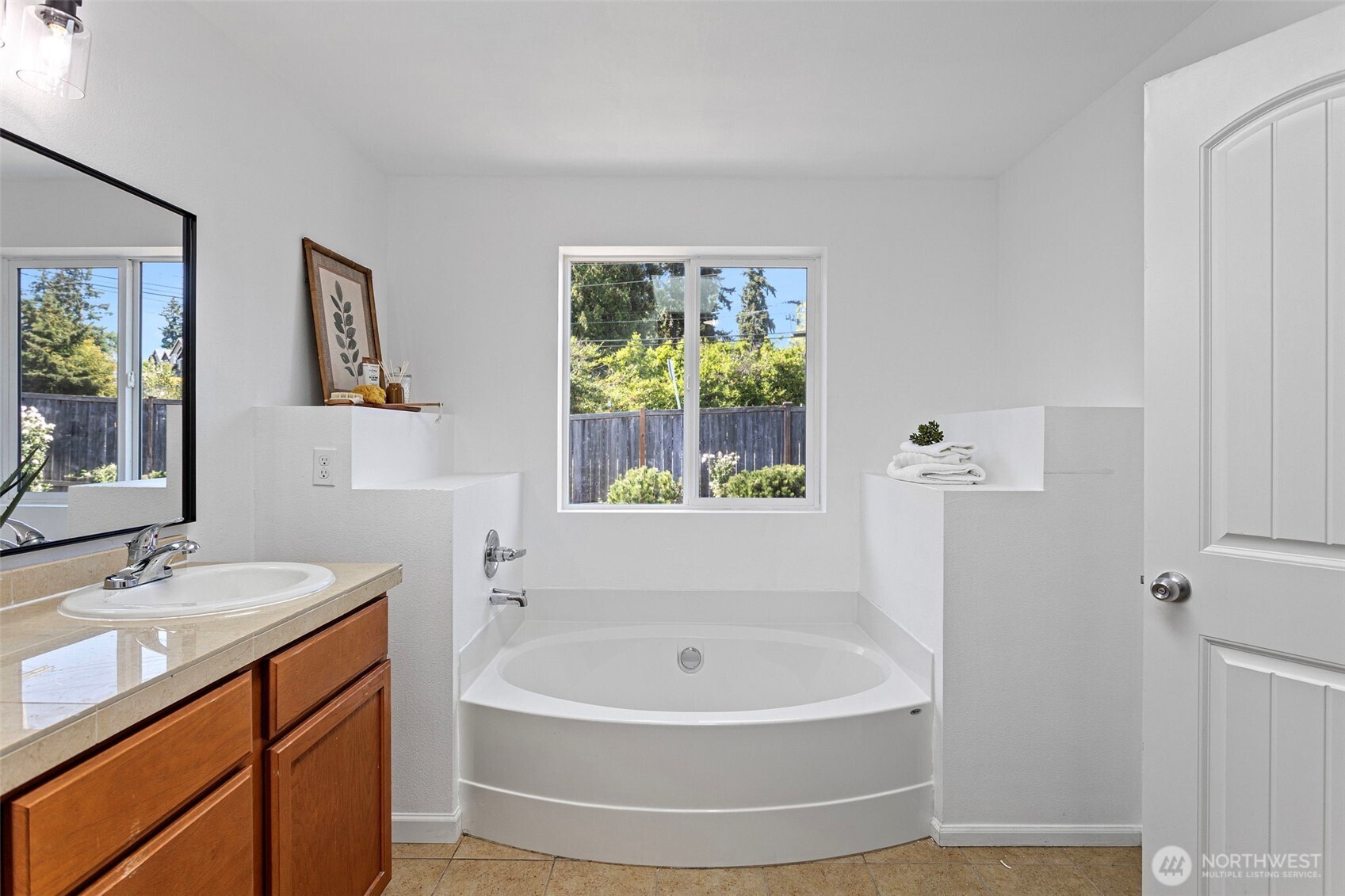 25921 35th Place Property Photo 14