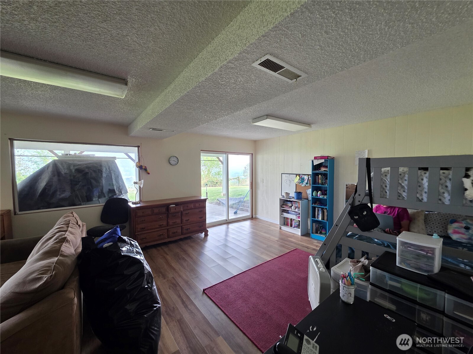 81 B Golden Road Property Photo 13