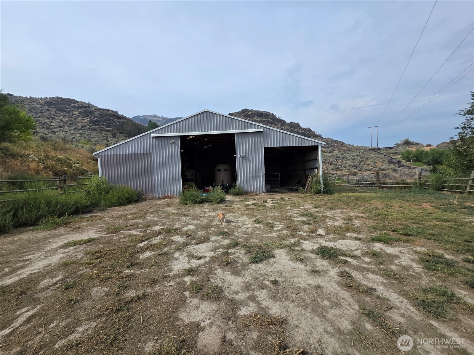 81 B Golden Road Property Photo 19