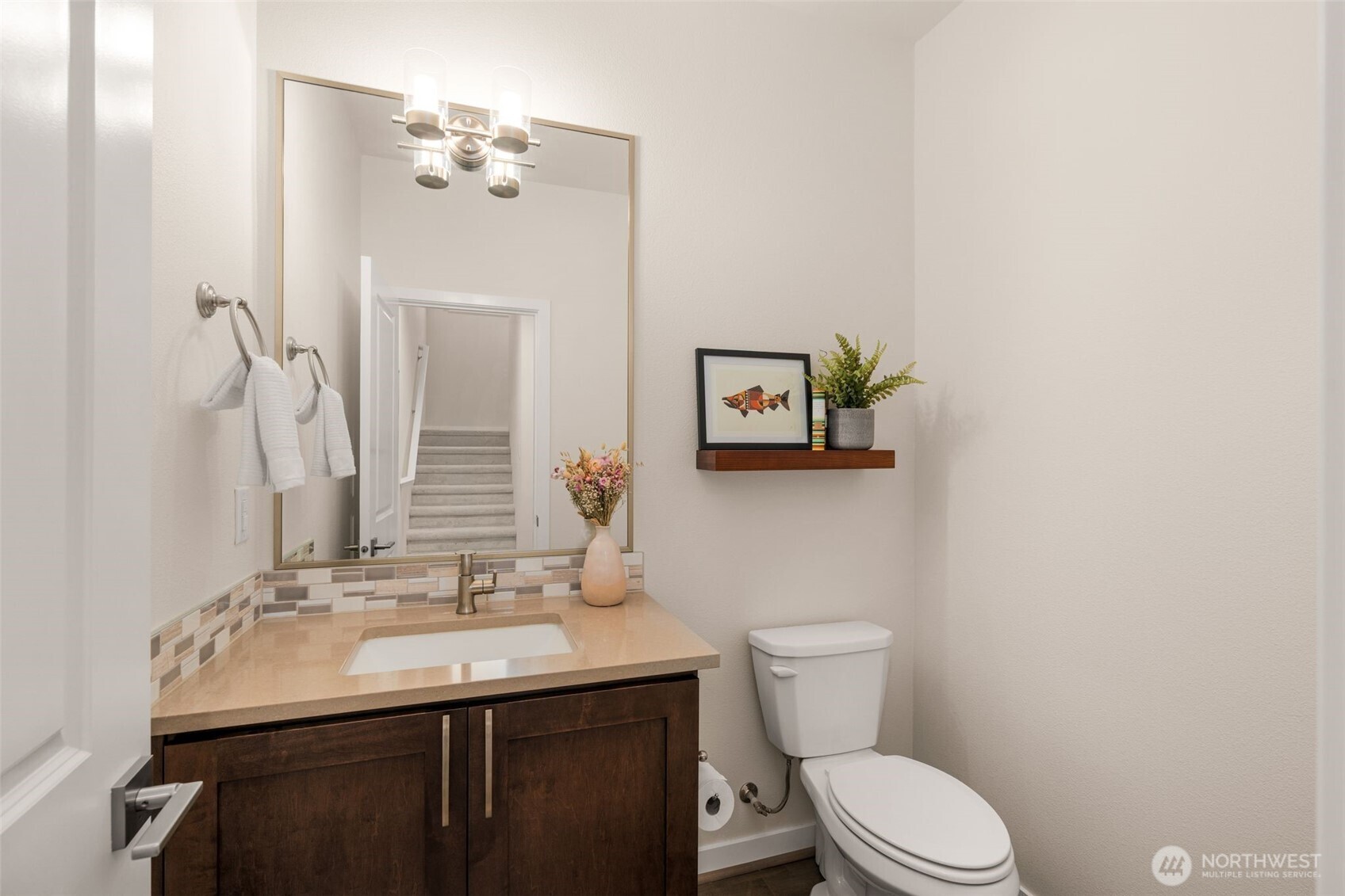 954 6th Avenue Property Photo 13