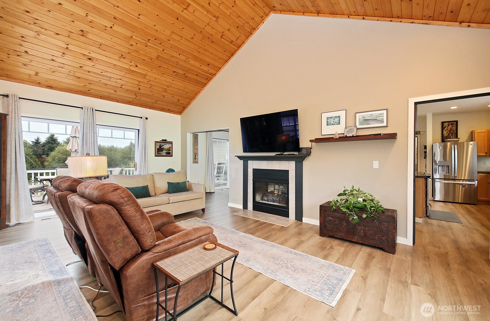 5655 Pauleina Court Property Photo 2