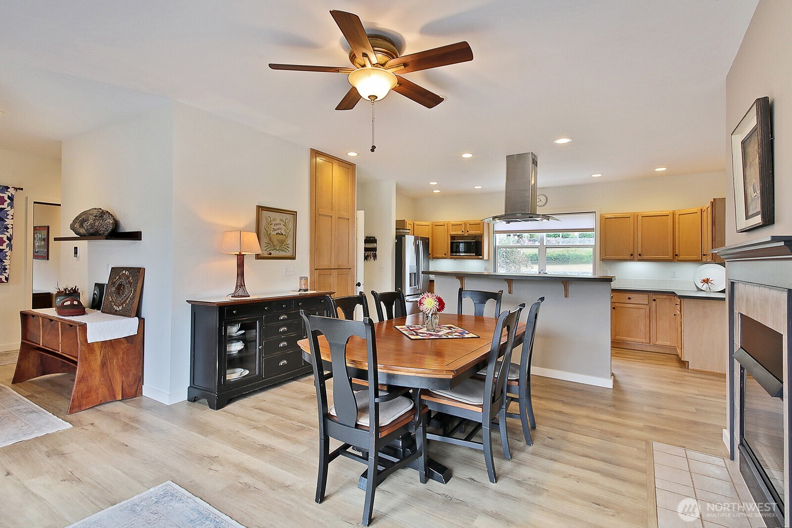 5655 Pauleina Court Property Photo 6