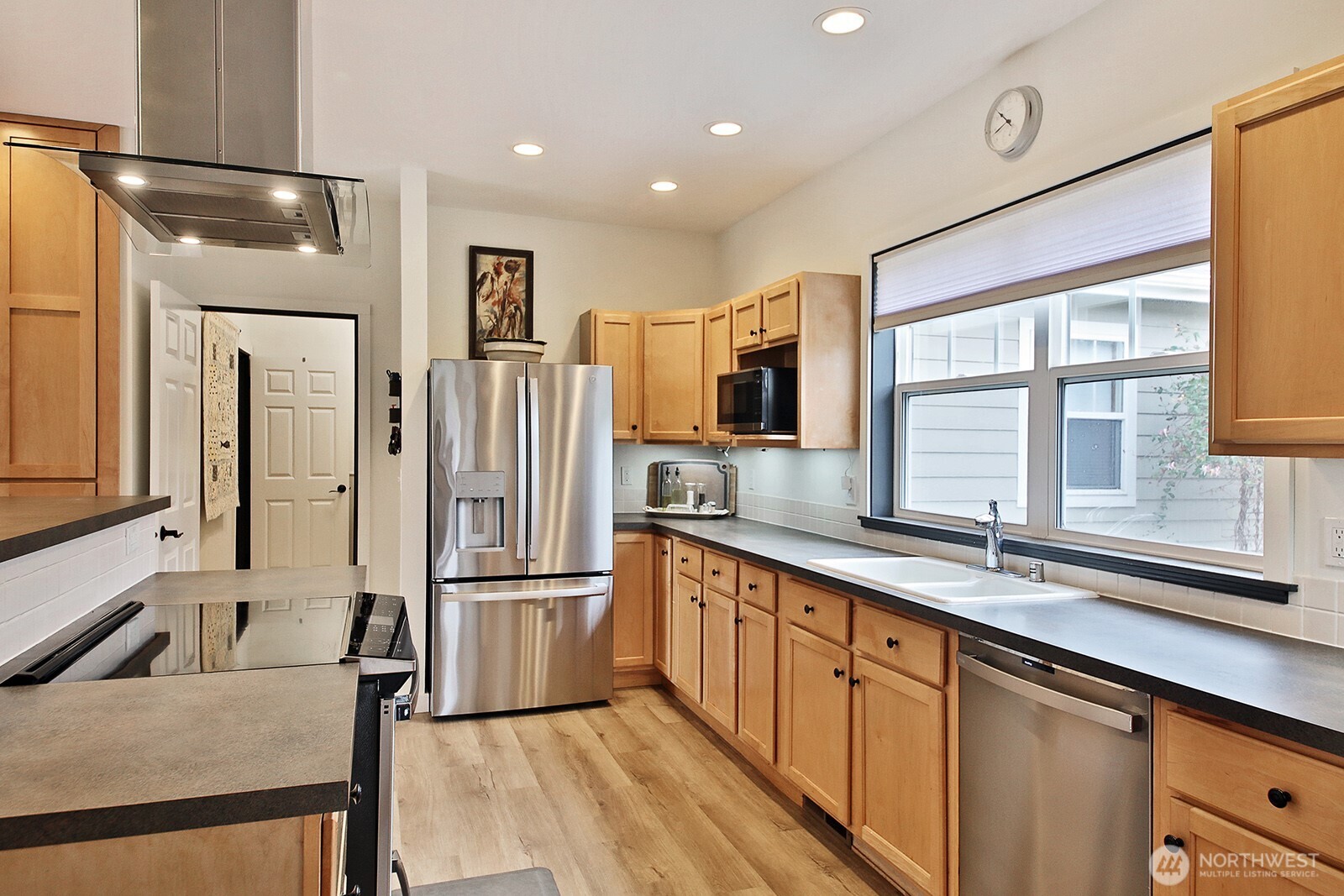 5655 Pauleina Court Property Photo 7