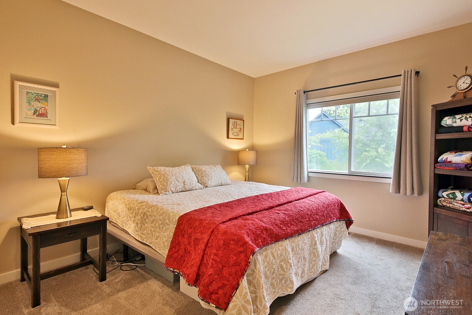 5655 Pauleina Court Property Photo 8