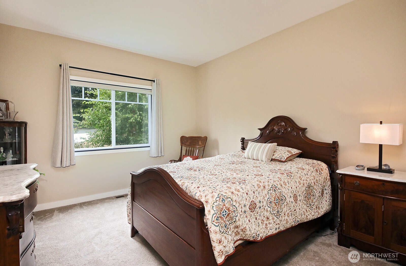 5655 Pauleina Court Property Photo 9