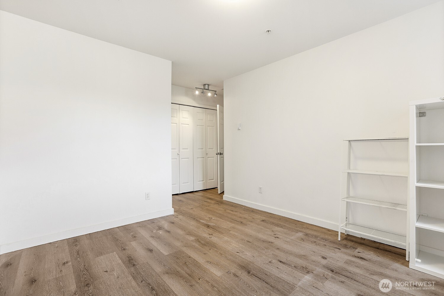 3322 148th Street D3 Property Photo 16
