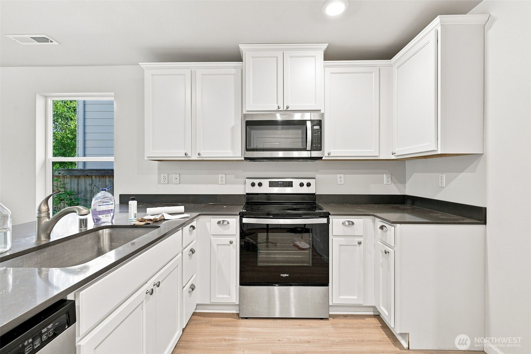 3432 Ne 120th Circle Property Photo 8