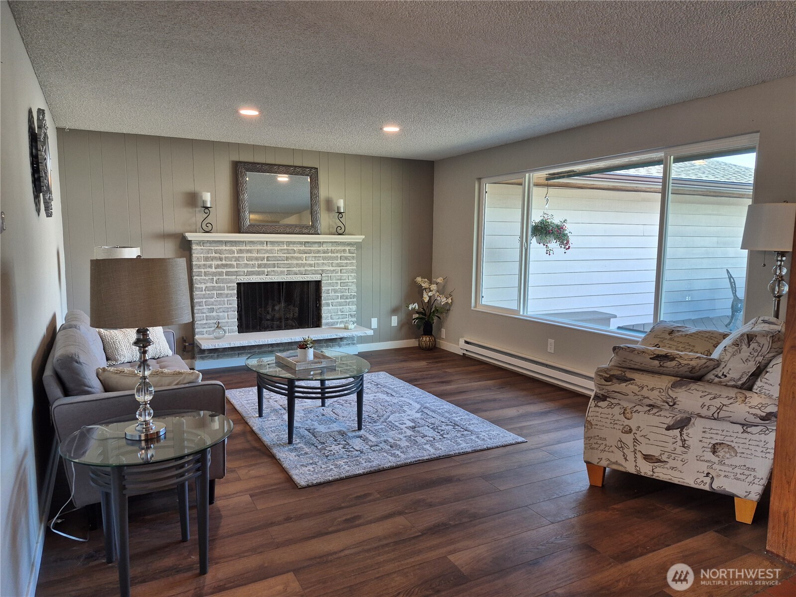 5302 93rd Place Property Photo 10
