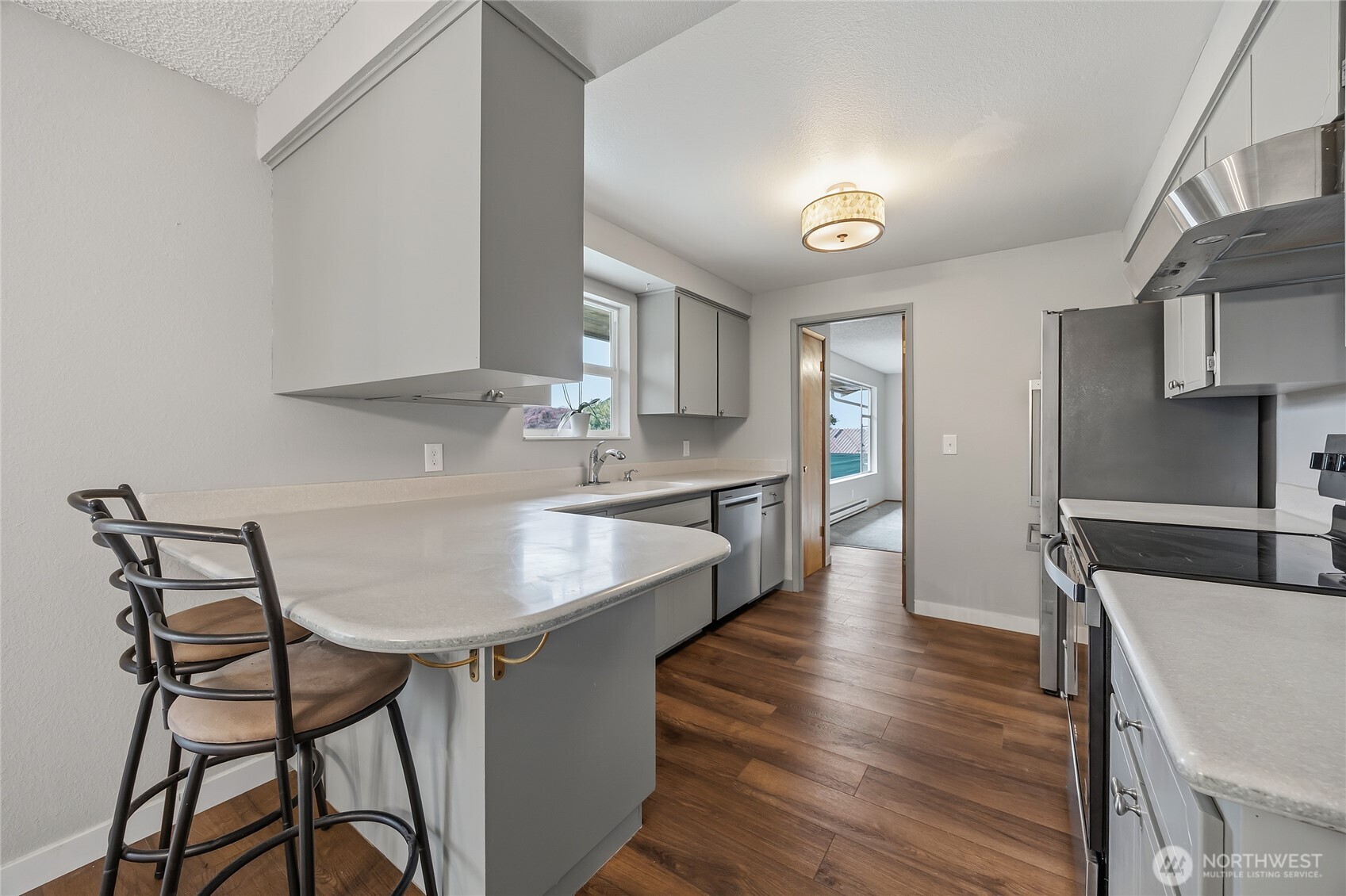 5302 93rd Place Property Photo 15