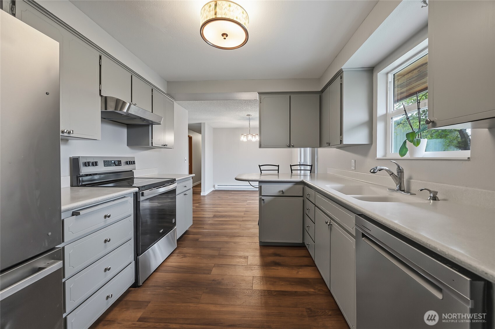 5302 93rd Place Property Photo 16