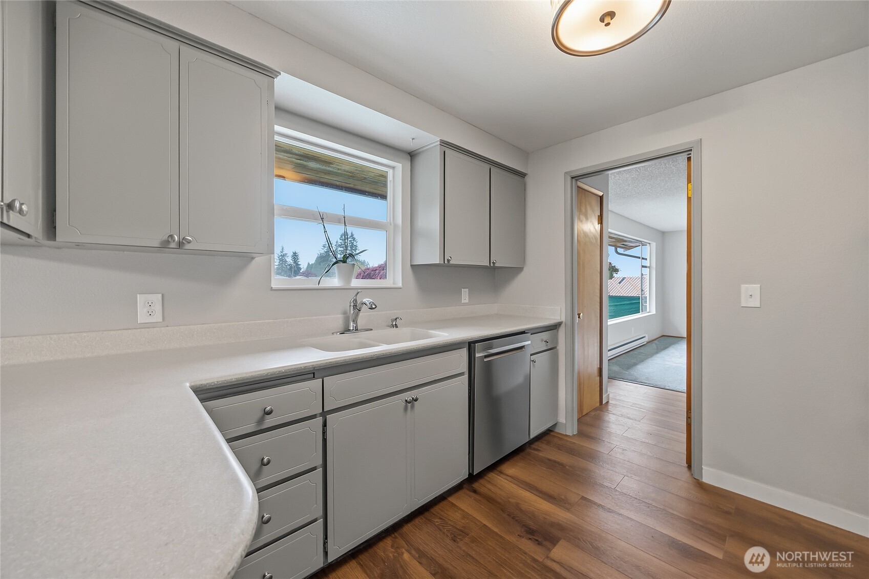 5302 93rd Place Property Photo 17