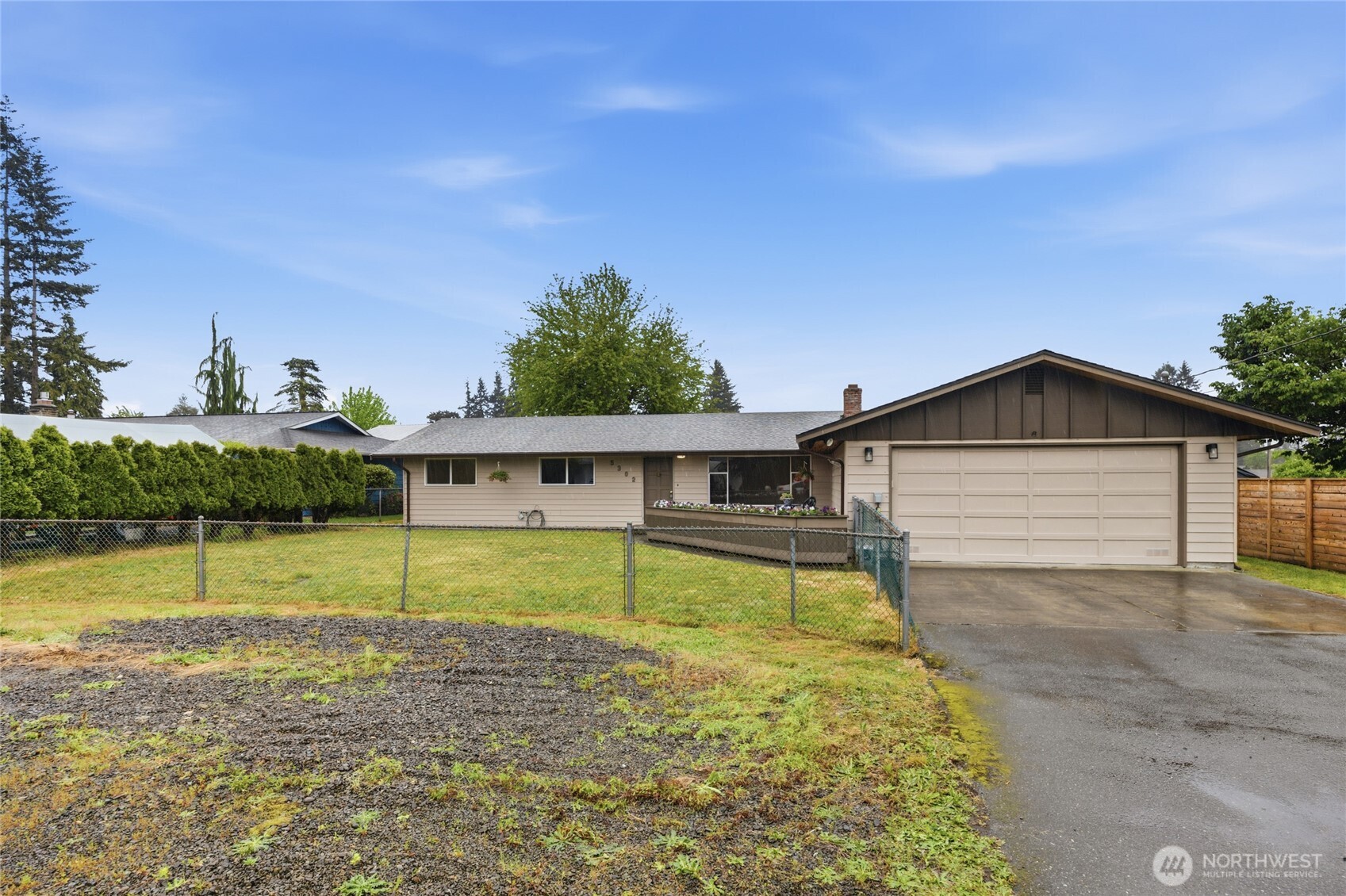 5302 93rd Place Property Photo 33