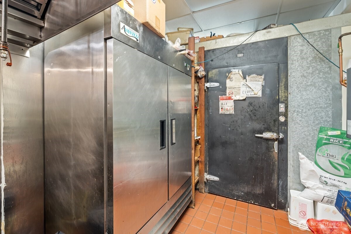 2575771 Property Photo 7