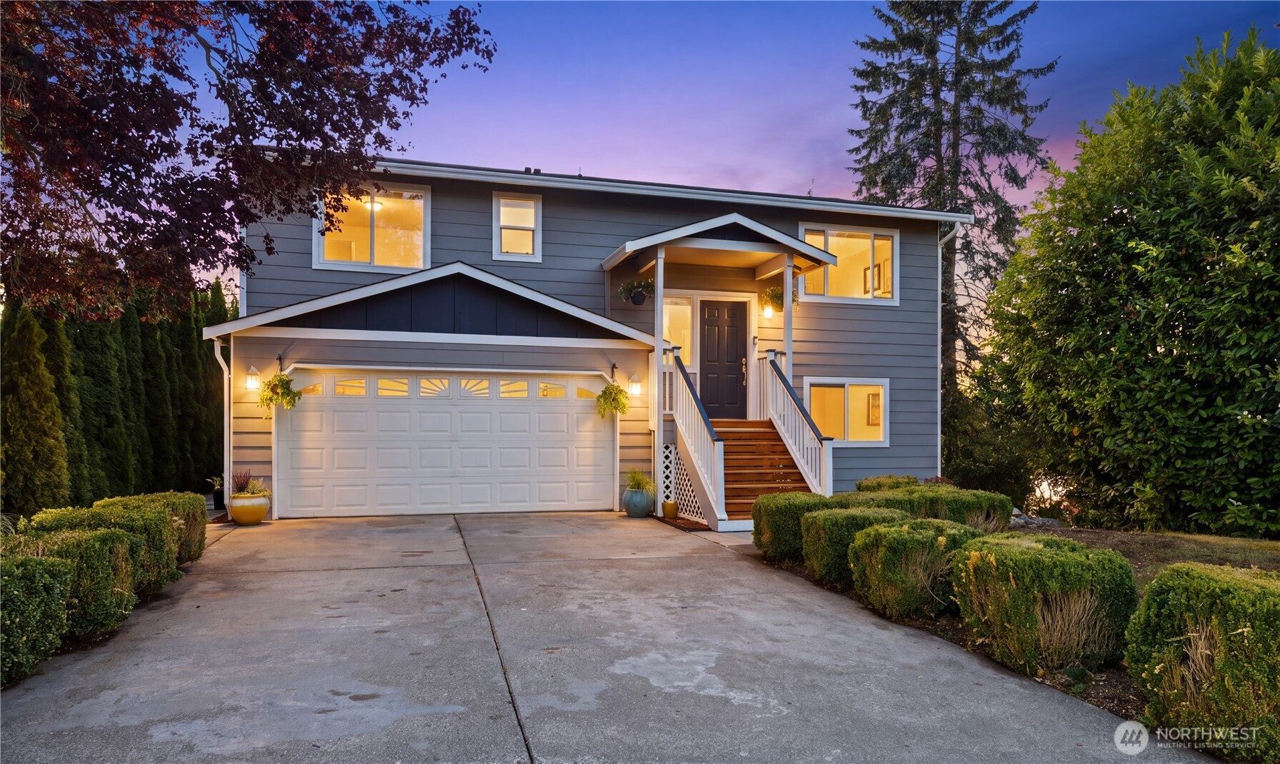 8317 14th Place Property Photo 1