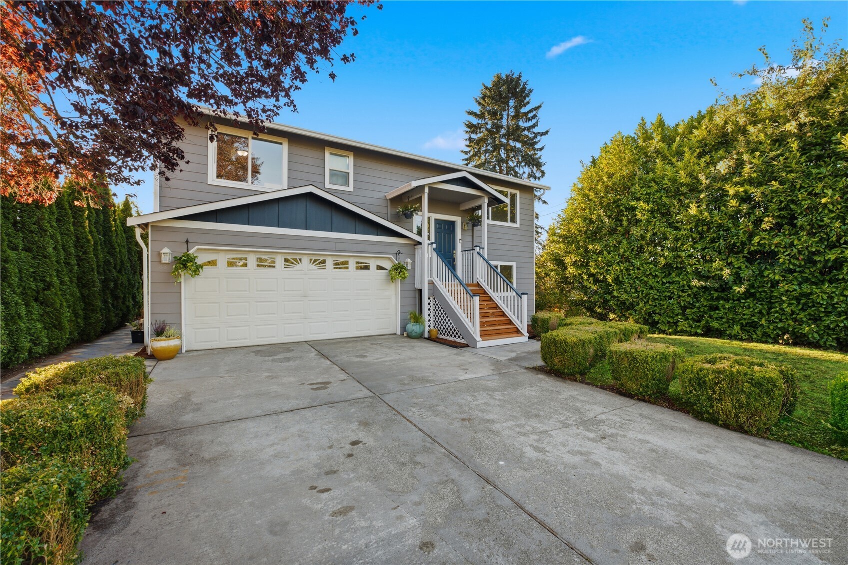 8317 14th Place Property Photo 3