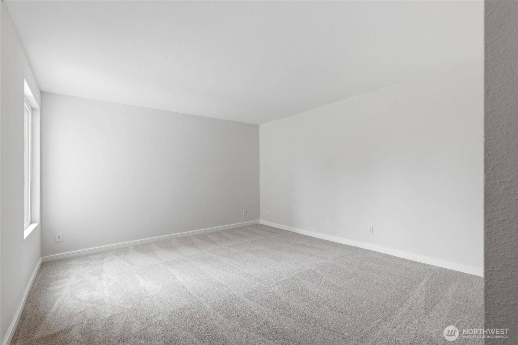 17417 Ashworth Avenue 202 Property Photo 16