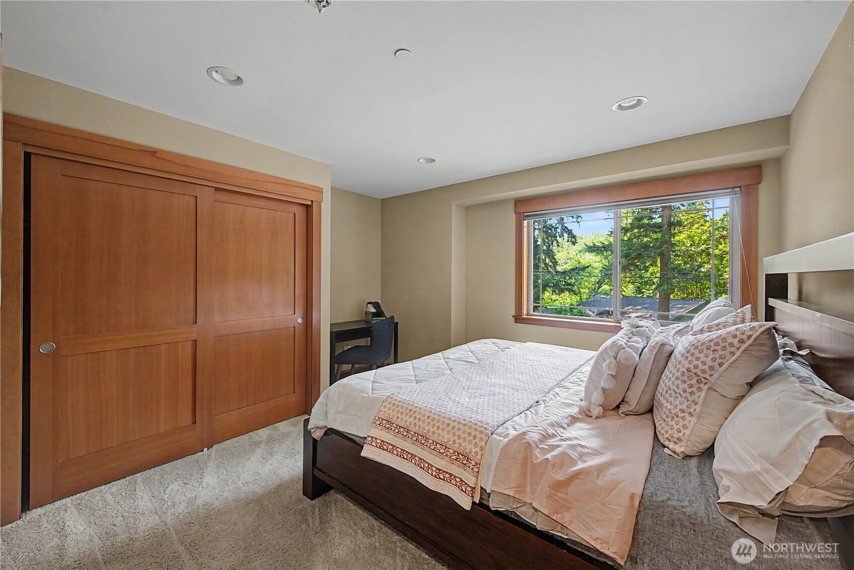 18520 26th Avenue Property Photo 27