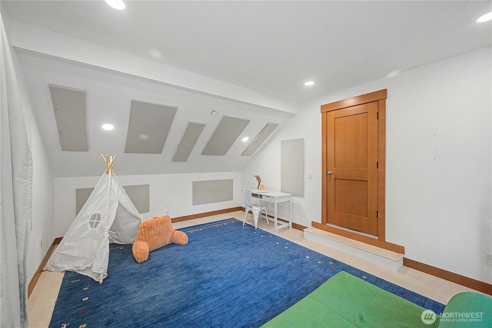 18520 26th Avenue Property Photo 29