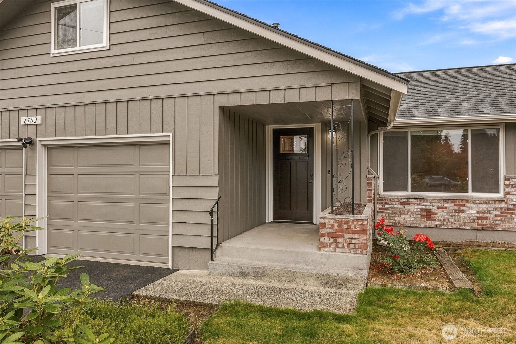 6702 120th Street Property Photo 2