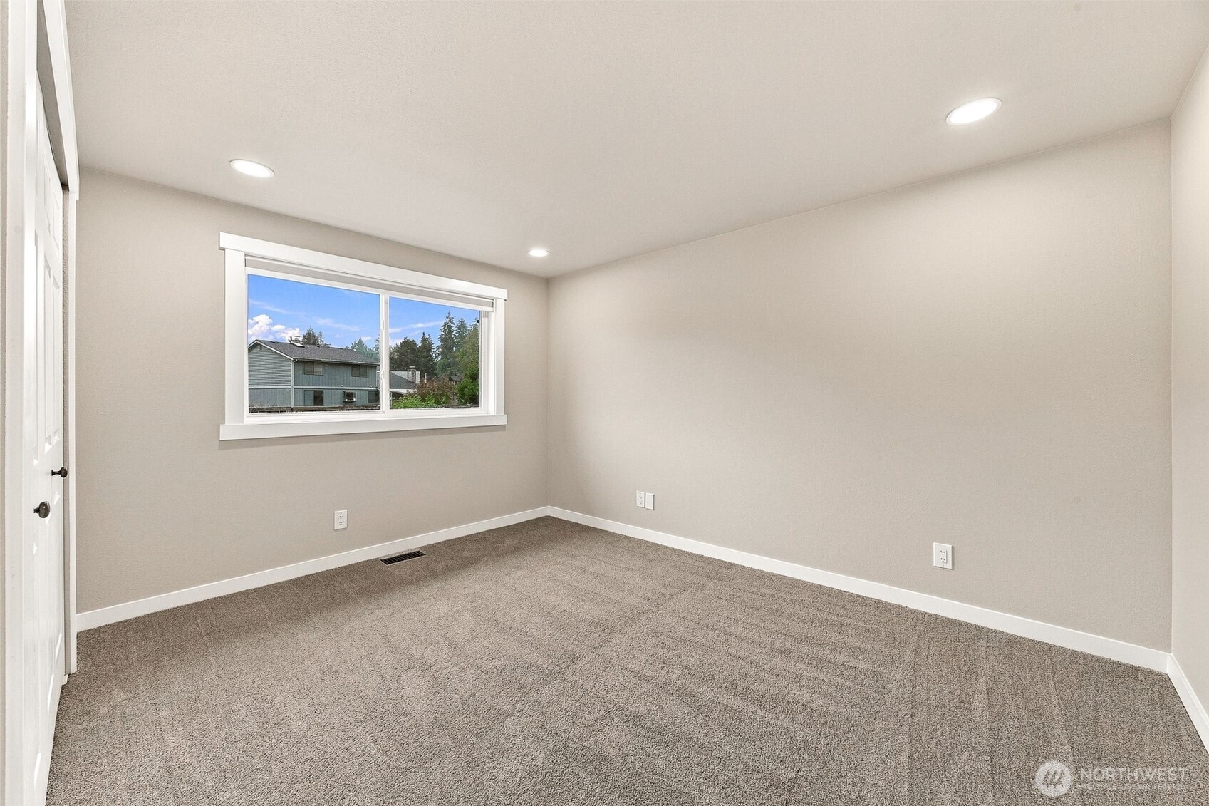 6702 120th Street Property Photo 14