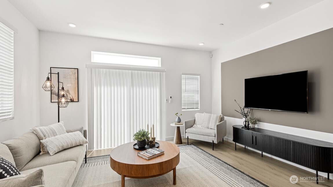 16830 20th Avenue A2 Property Photo 3