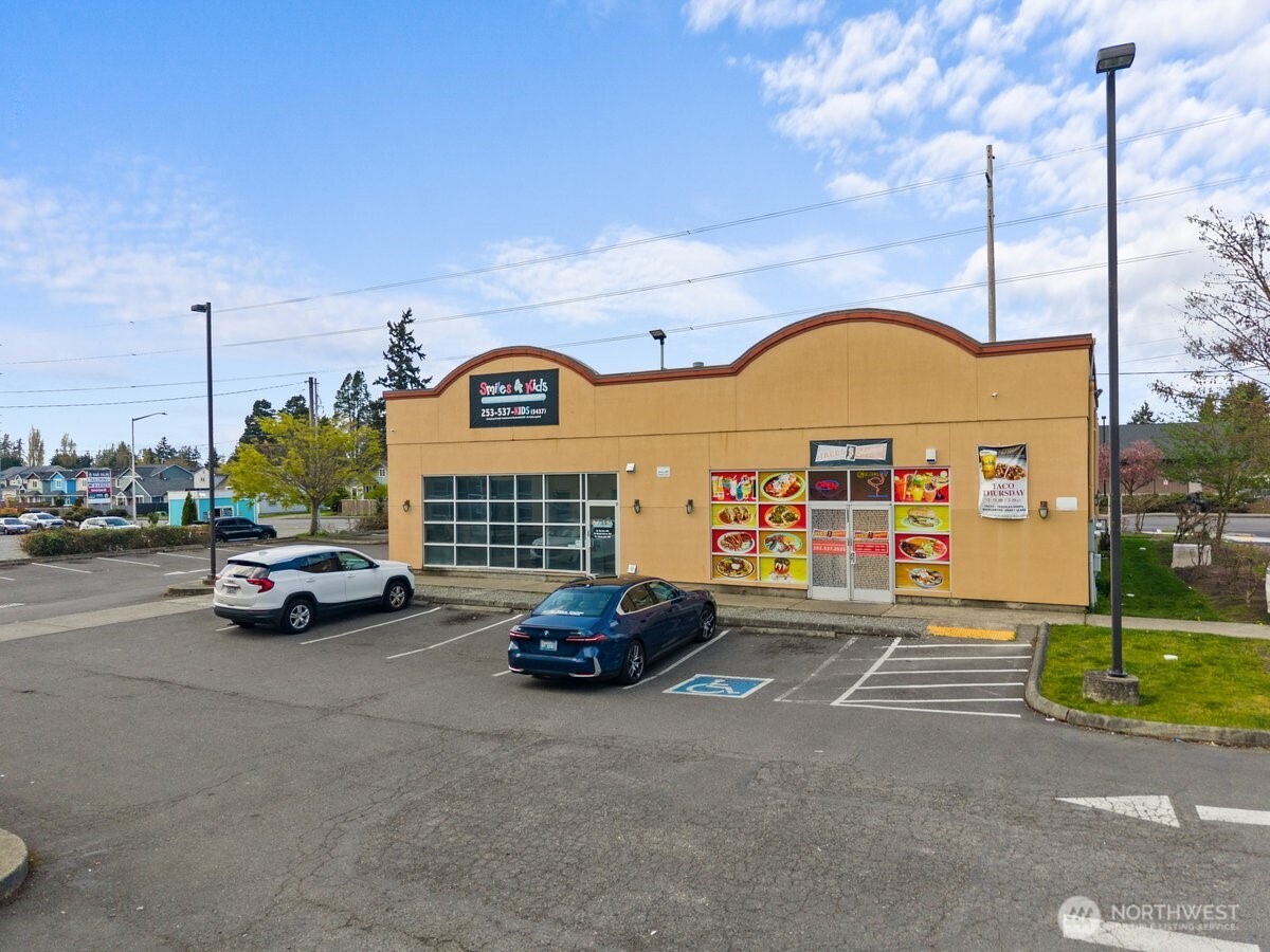1148 72nd Street Property Photo 1