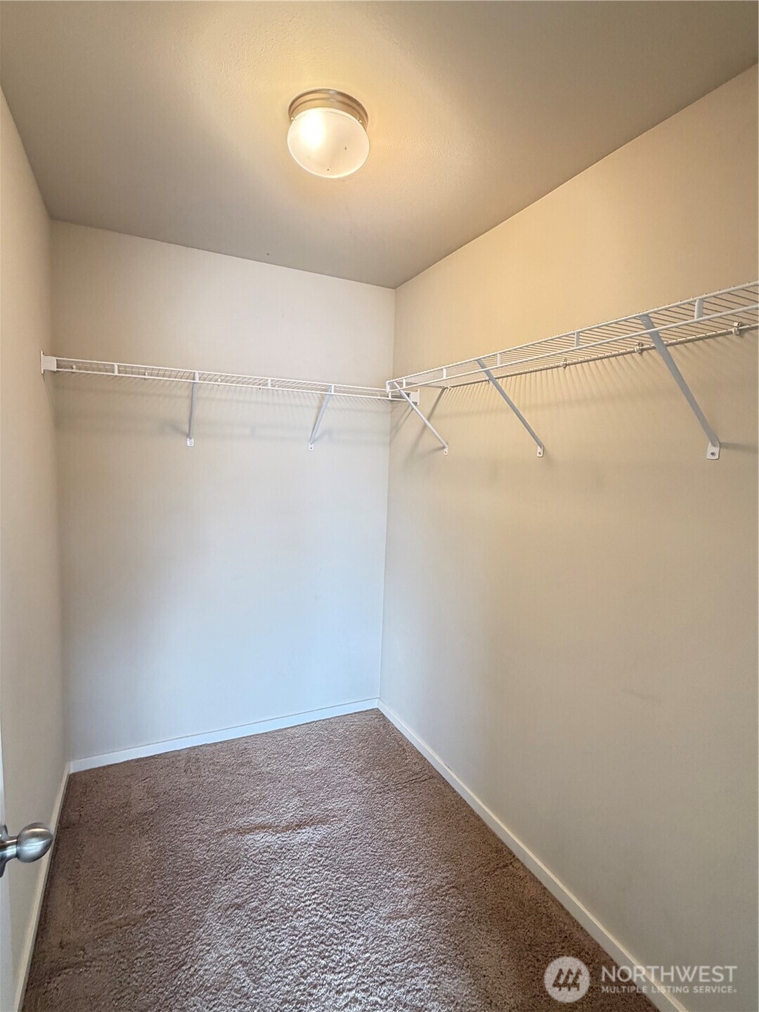 990 42nd Court Property Photo 16