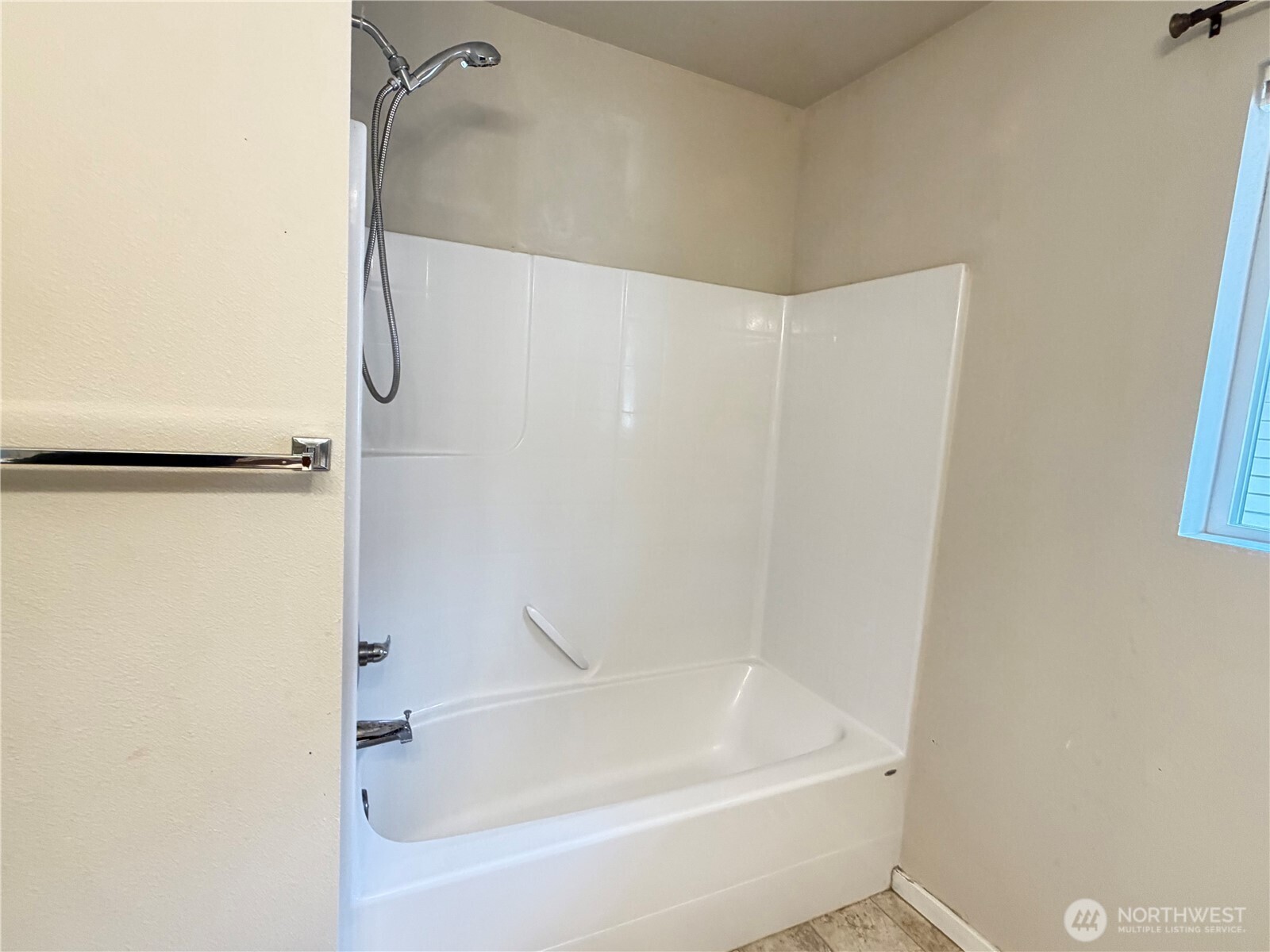 990 42nd Court Property Photo 17