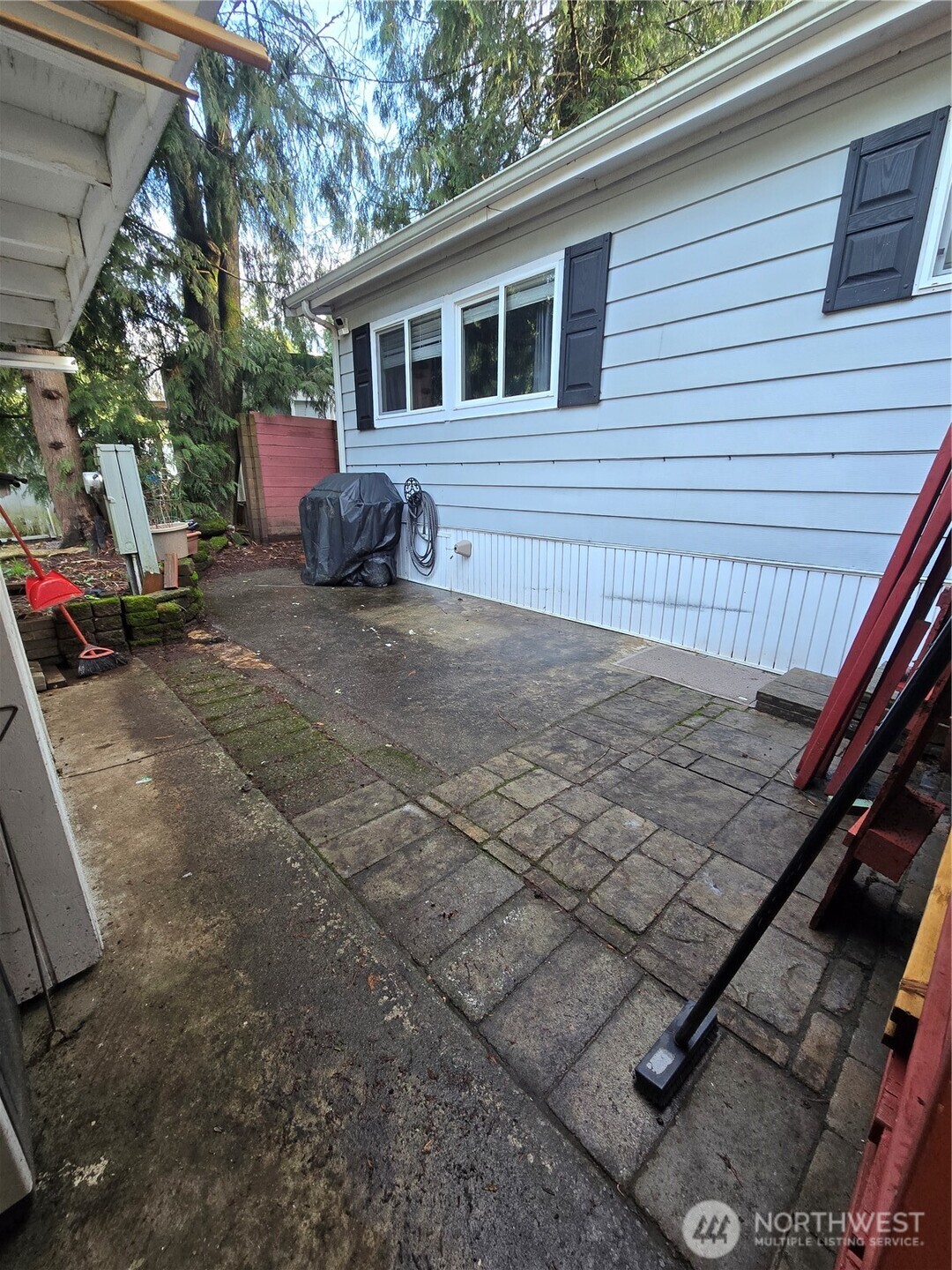 900 29th Street D-9 Property Photo 27