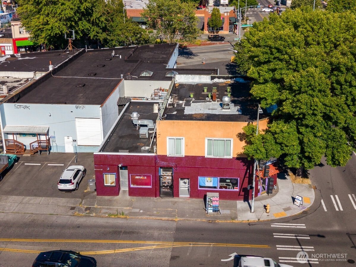 1620 Sw Roxbury Street Property Photo 2