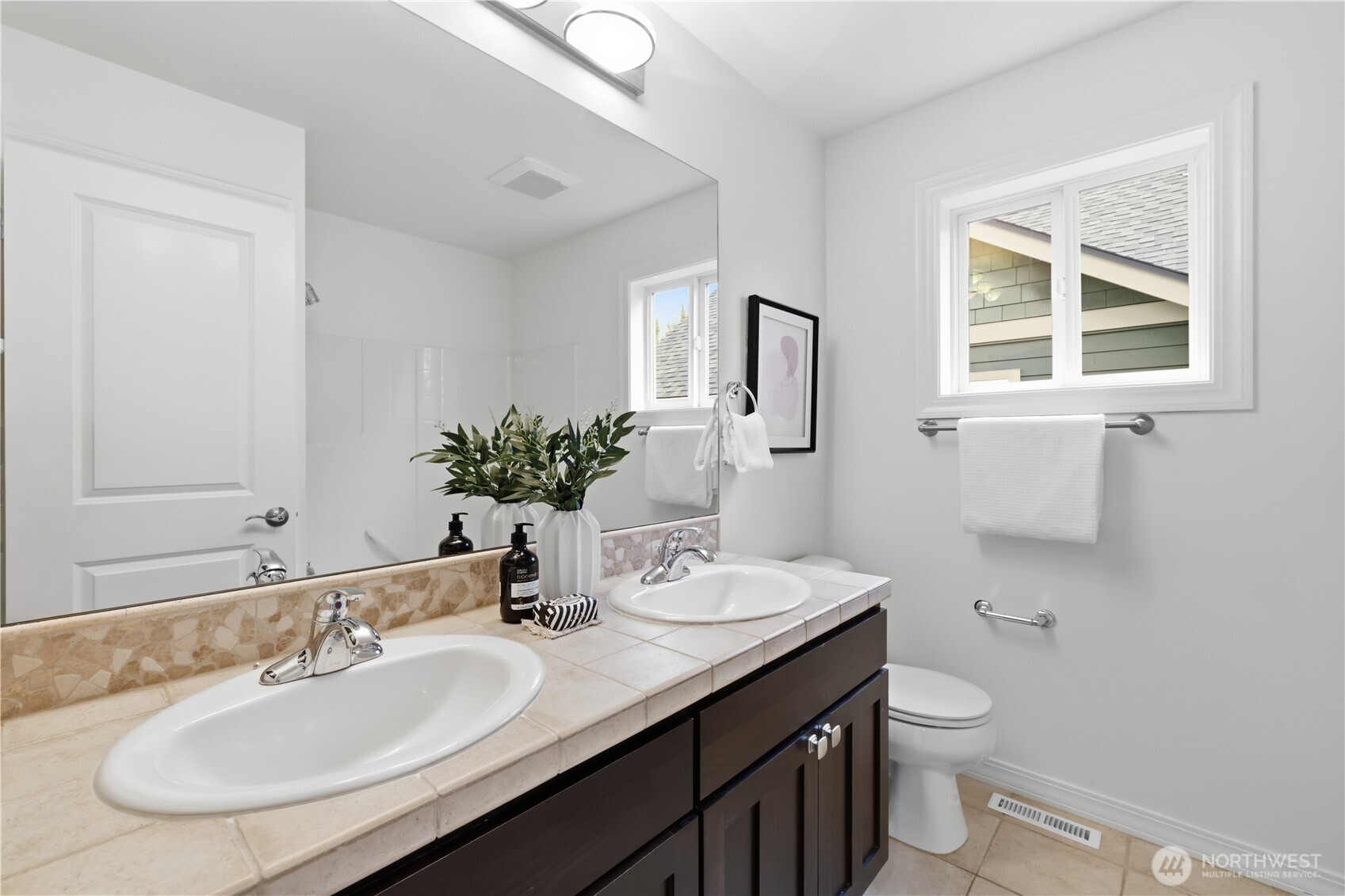 698 Summerhill Ridge Drive Property Photo 19