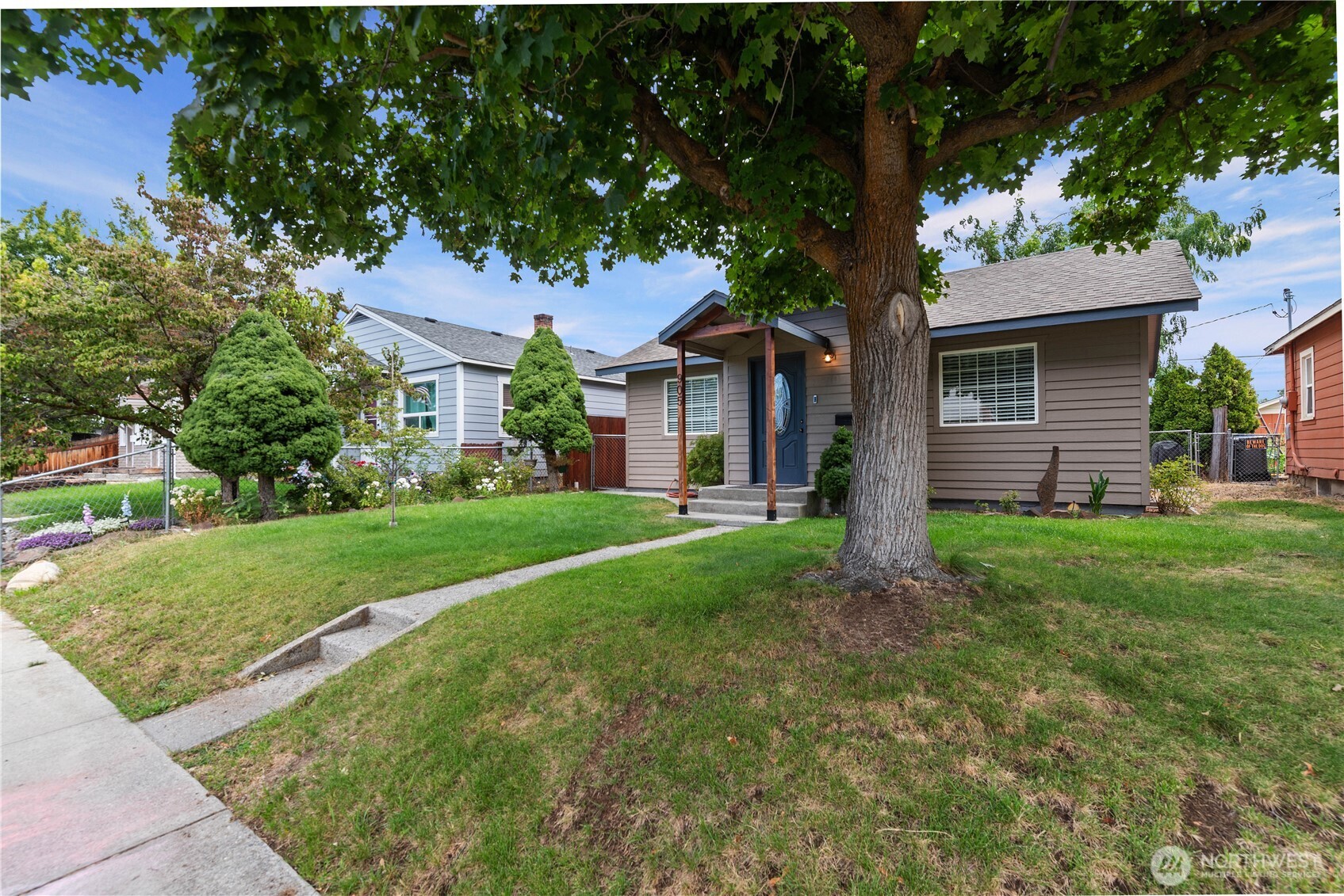 905 Kittitas St Property Photo 1