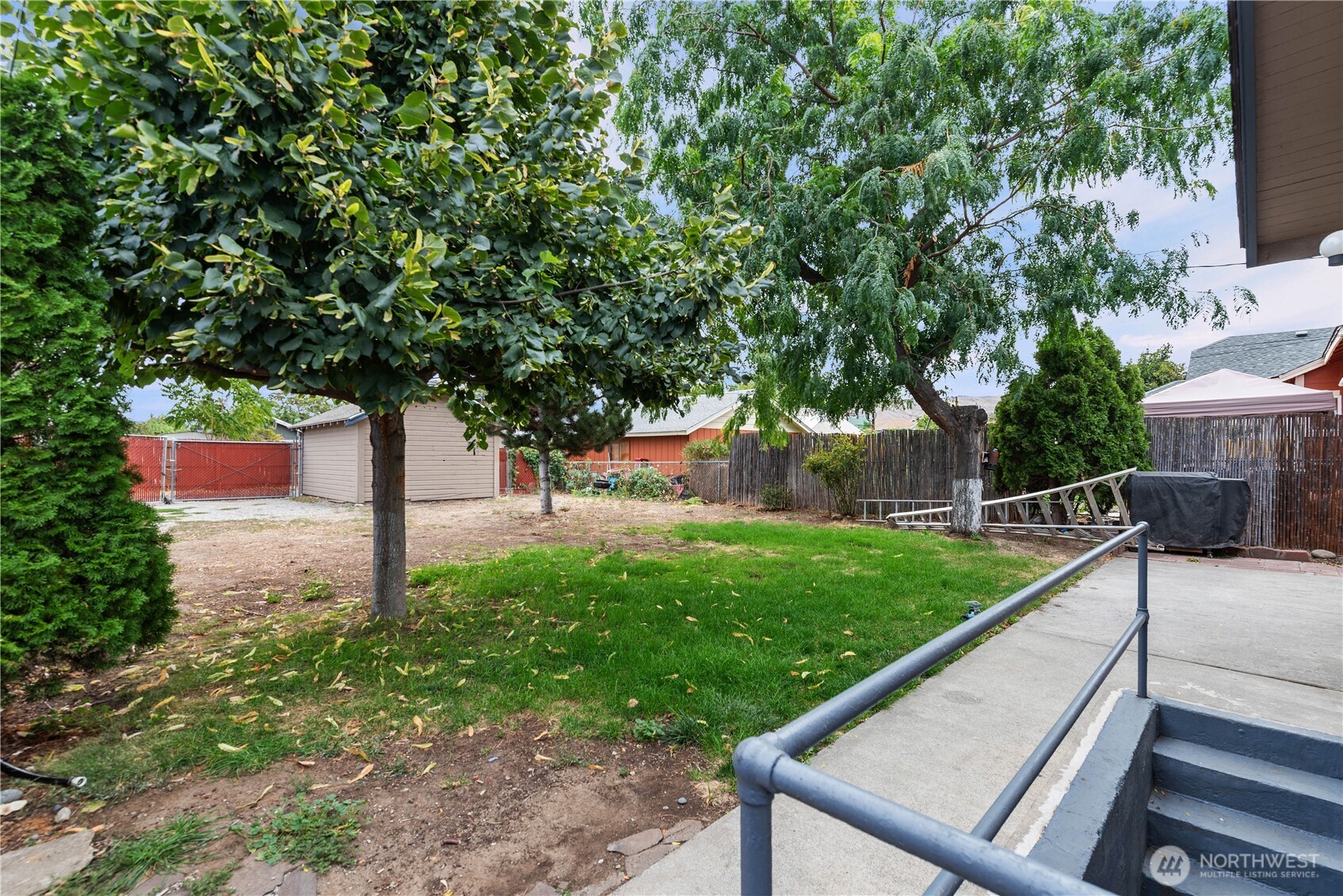 905 Kittitas St Property Photo 3
