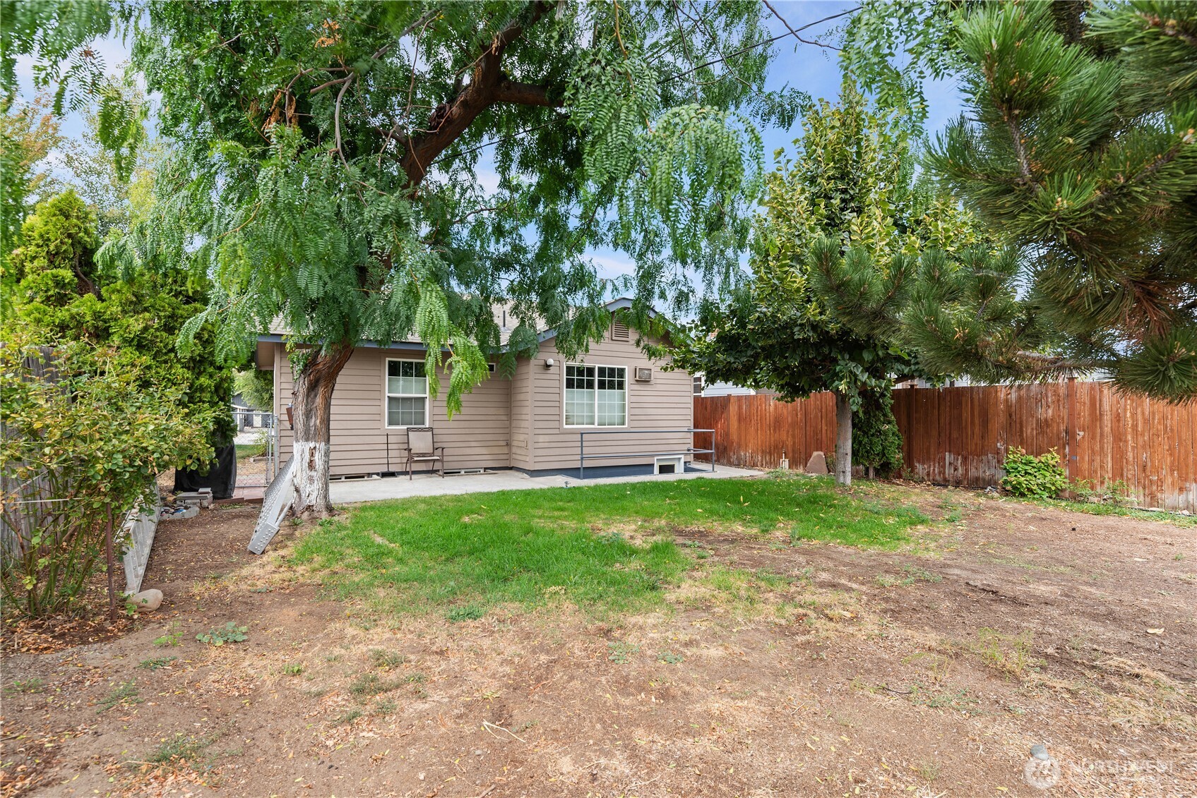 905 Kittitas St Property Photo 5