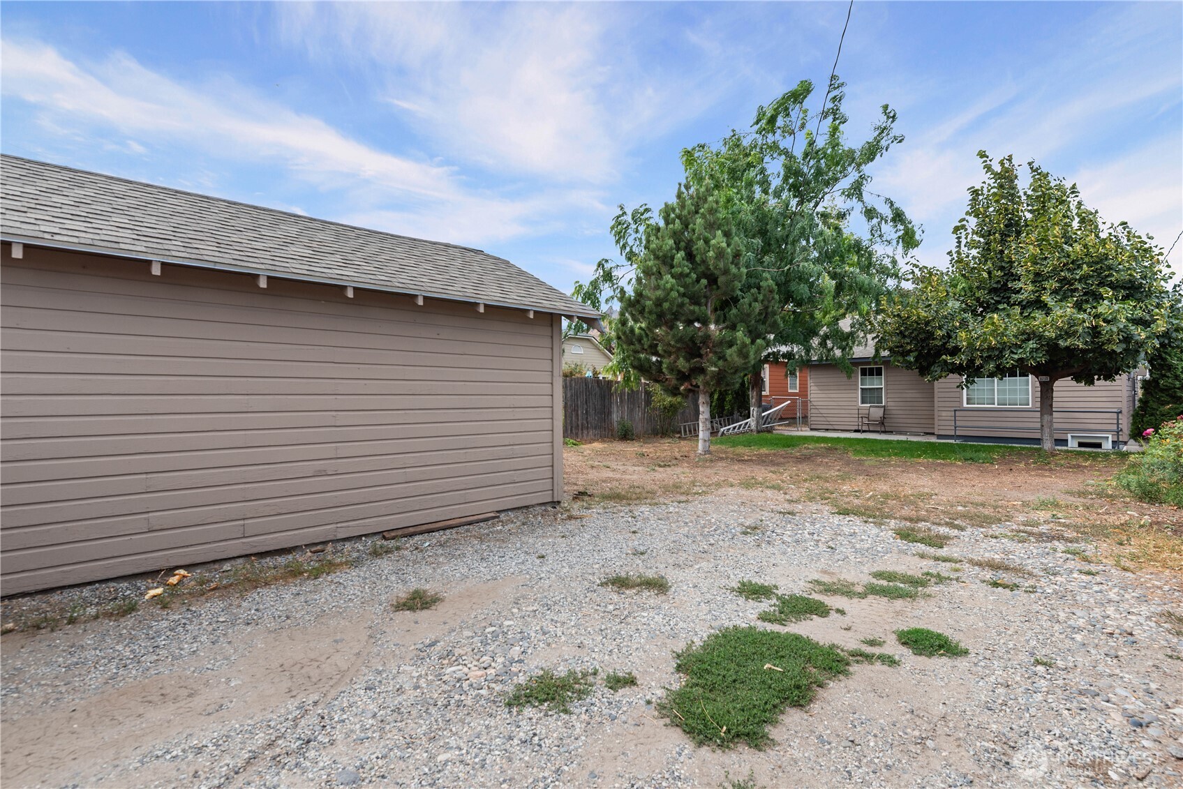 905 Kittitas St Property Photo 7