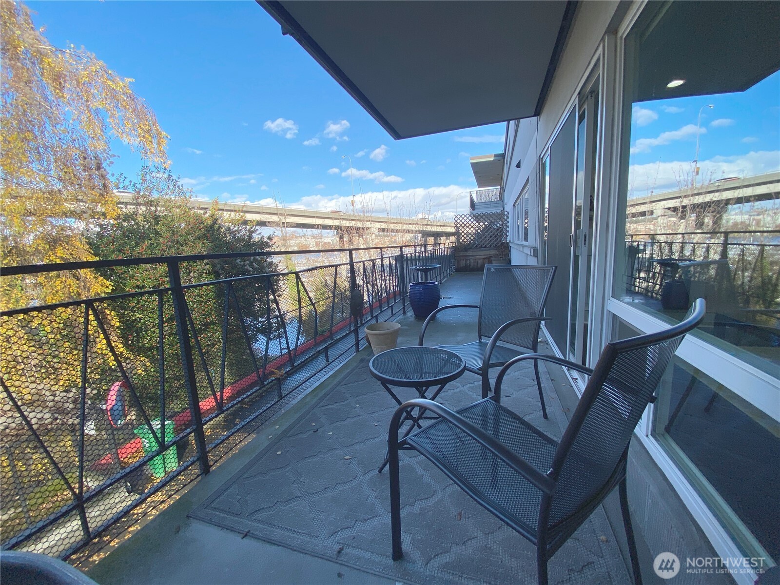 2524 Boyer Avenue Property Photo 10