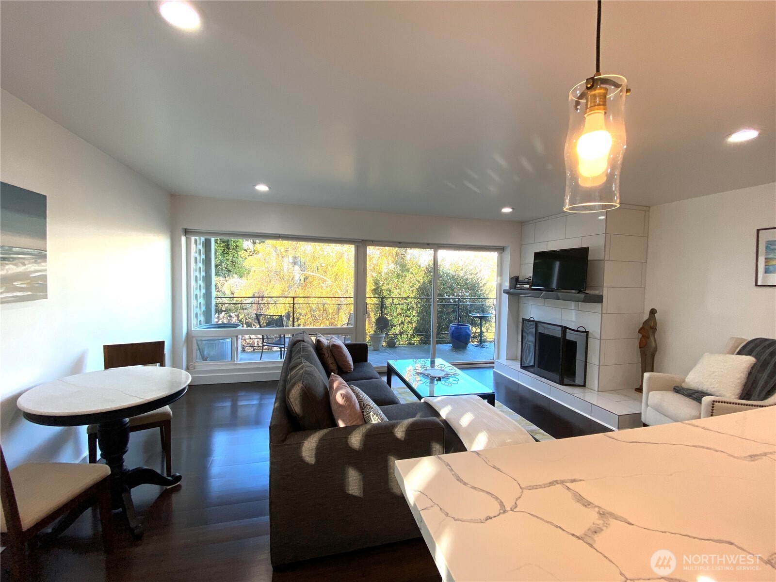 2524 Boyer Avenue Property Photo 11