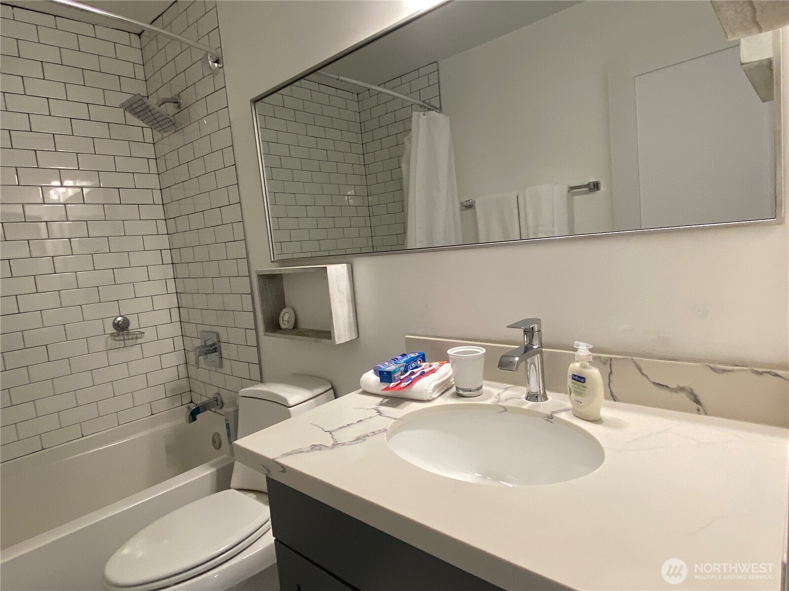 2524 Boyer Avenue Property Photo 22