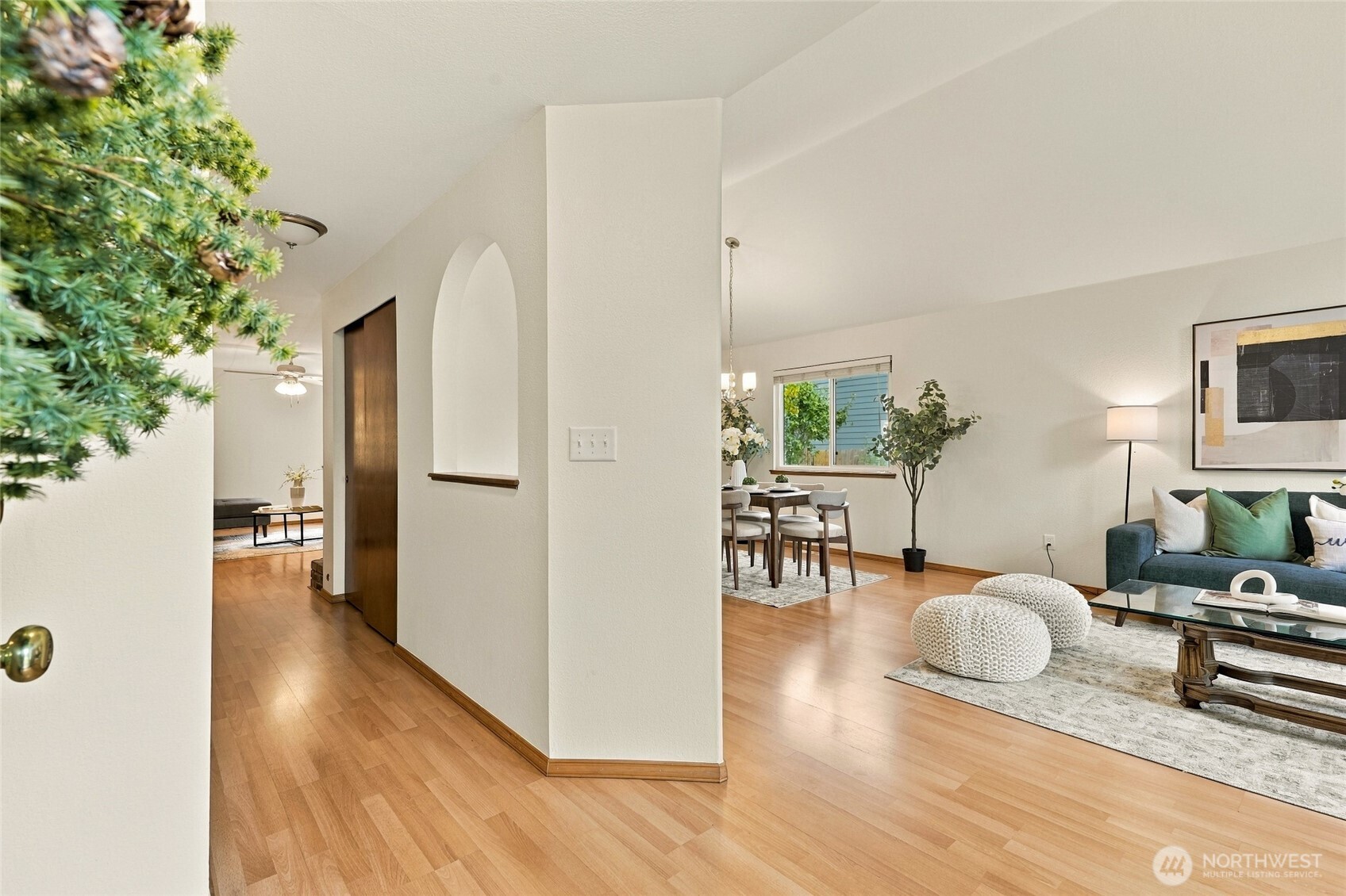 8905 62nd Drive Property Photo 3