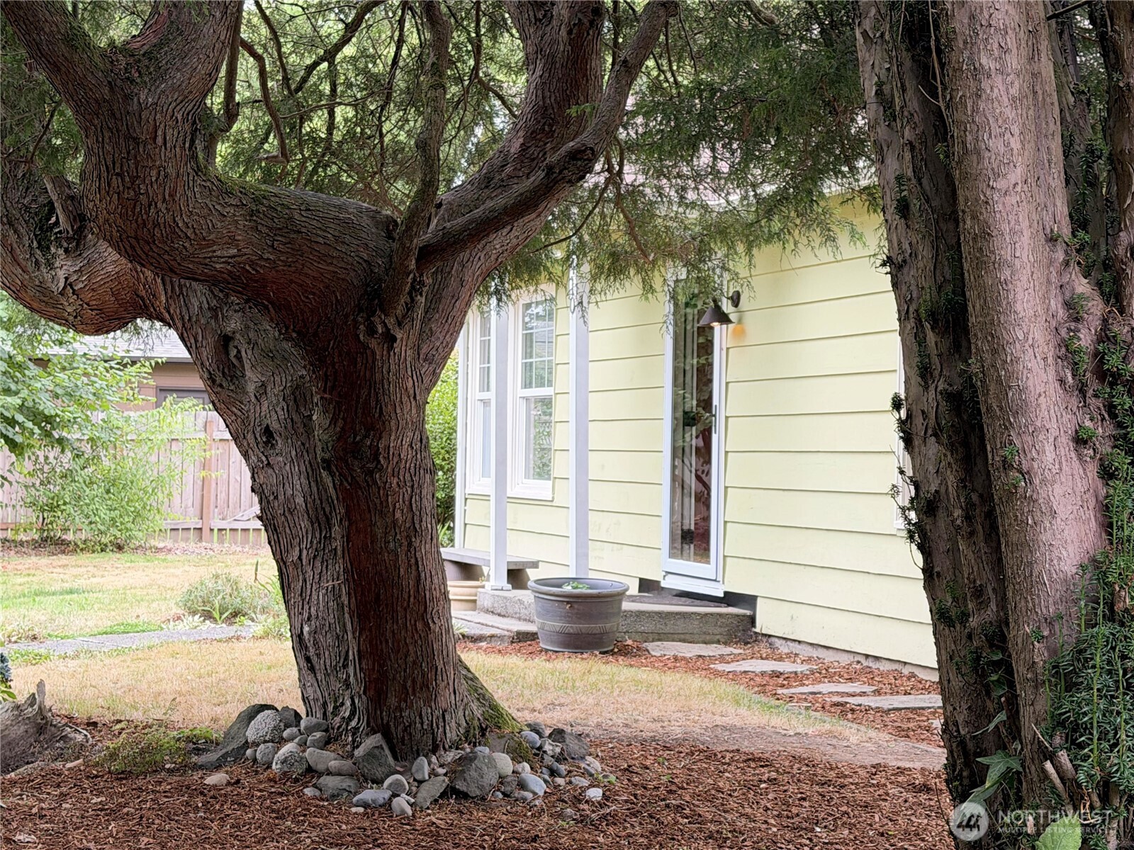 1410 Middle Street Property Photo 2
