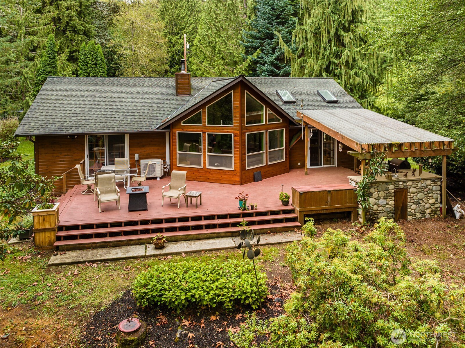 12502 Smokes Road Property Photo 1