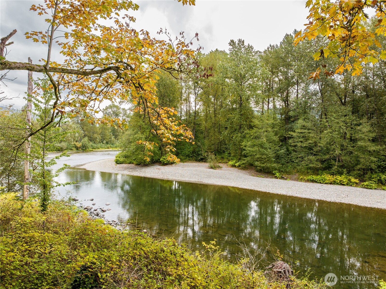 12502 Smokes Road Property Photo 5