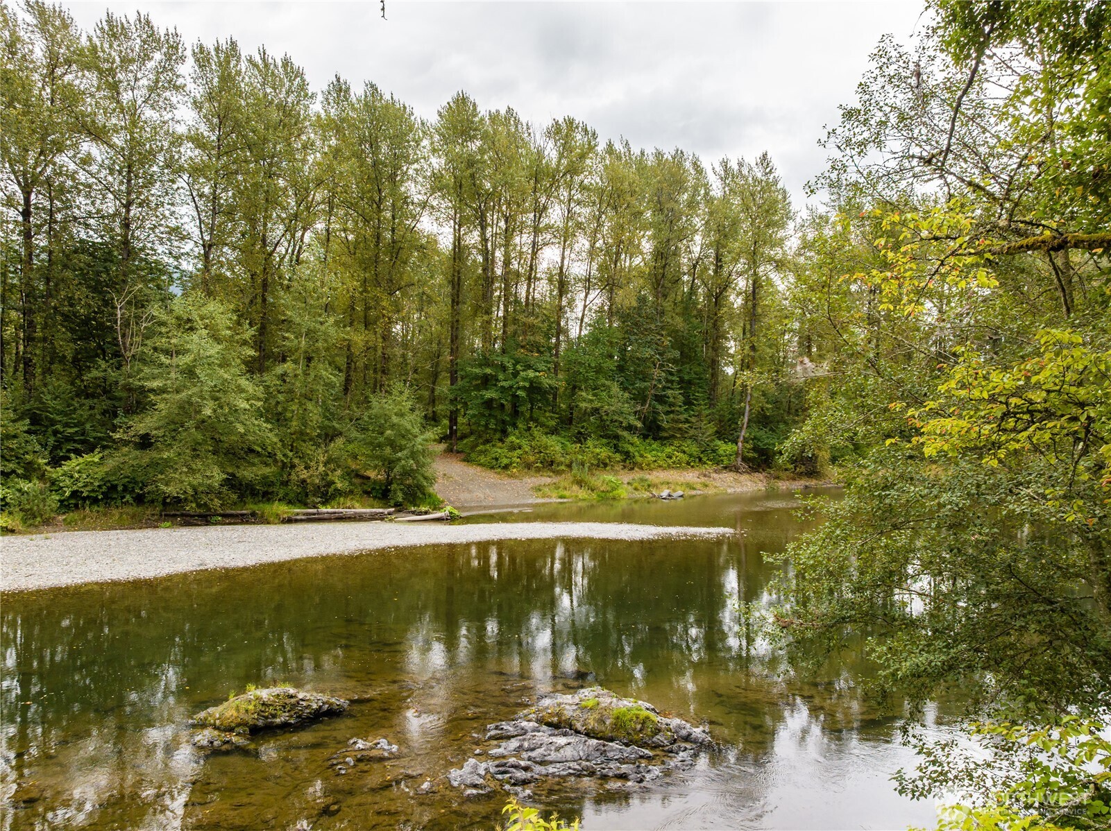 12502 Smokes Road Property Photo 6