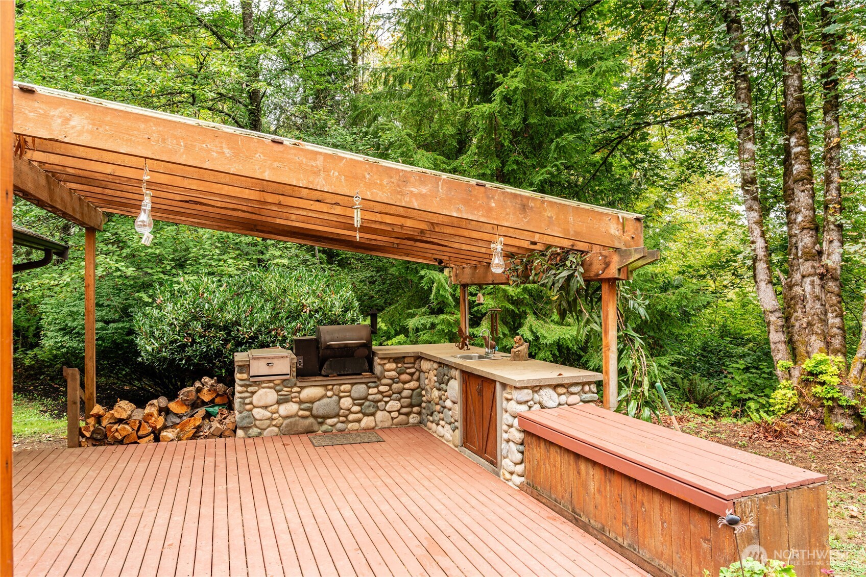12502 Smokes Road Property Photo 15