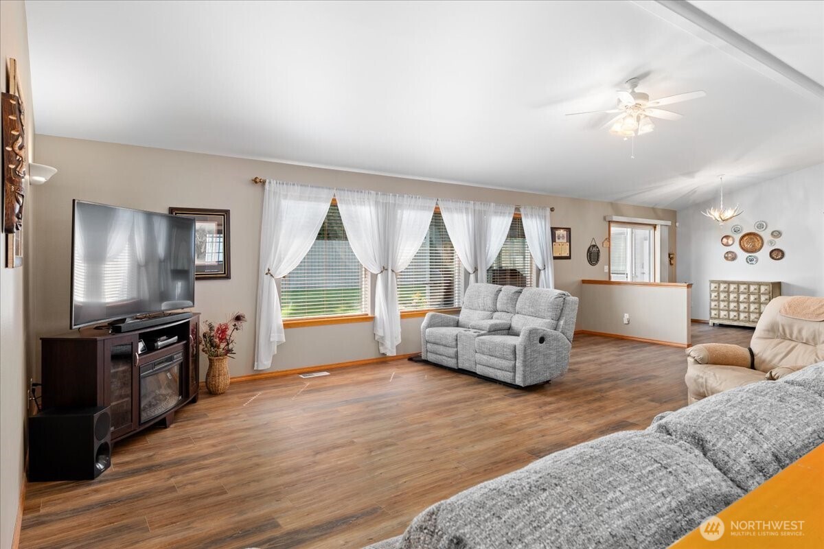 1705 Brandi Court Property Photo 7