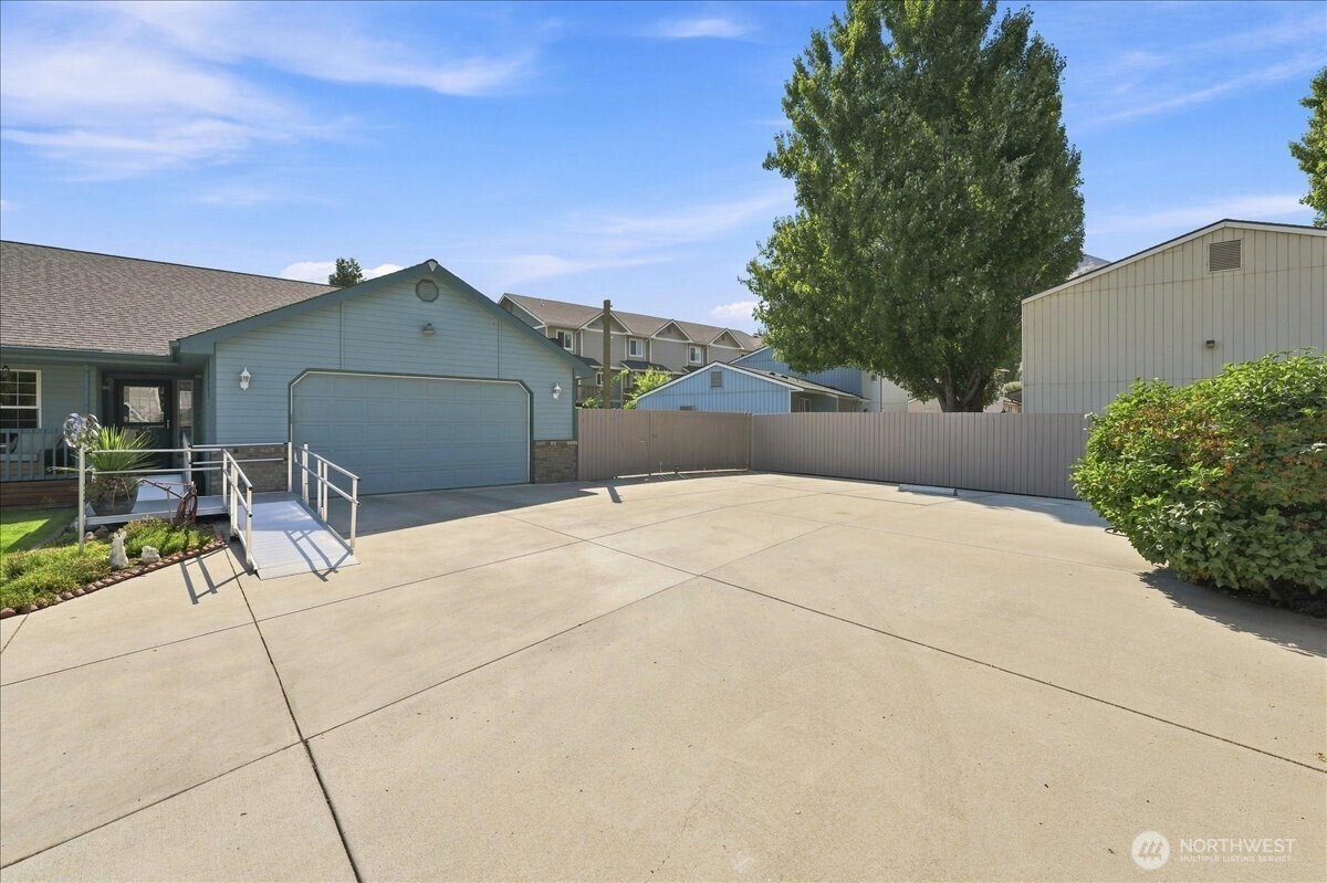 1705 Brandi Court Property Photo 35