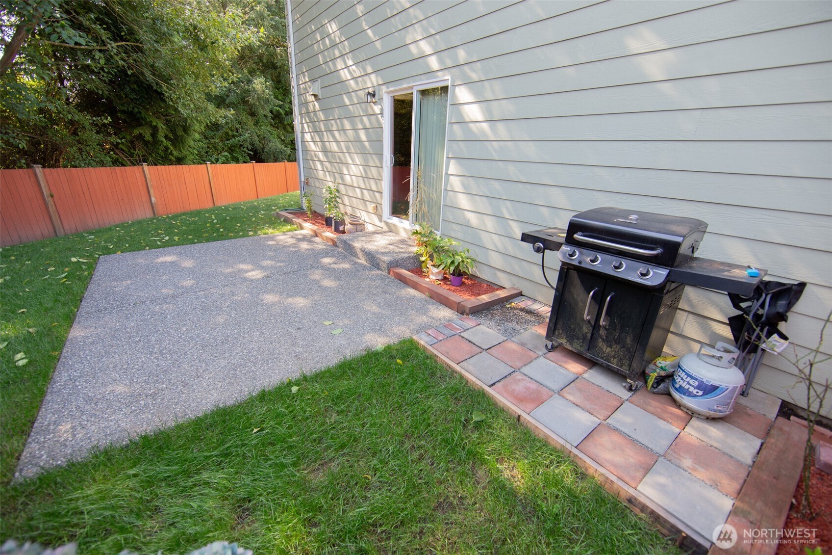 1827 Billie Court Property Photo 17