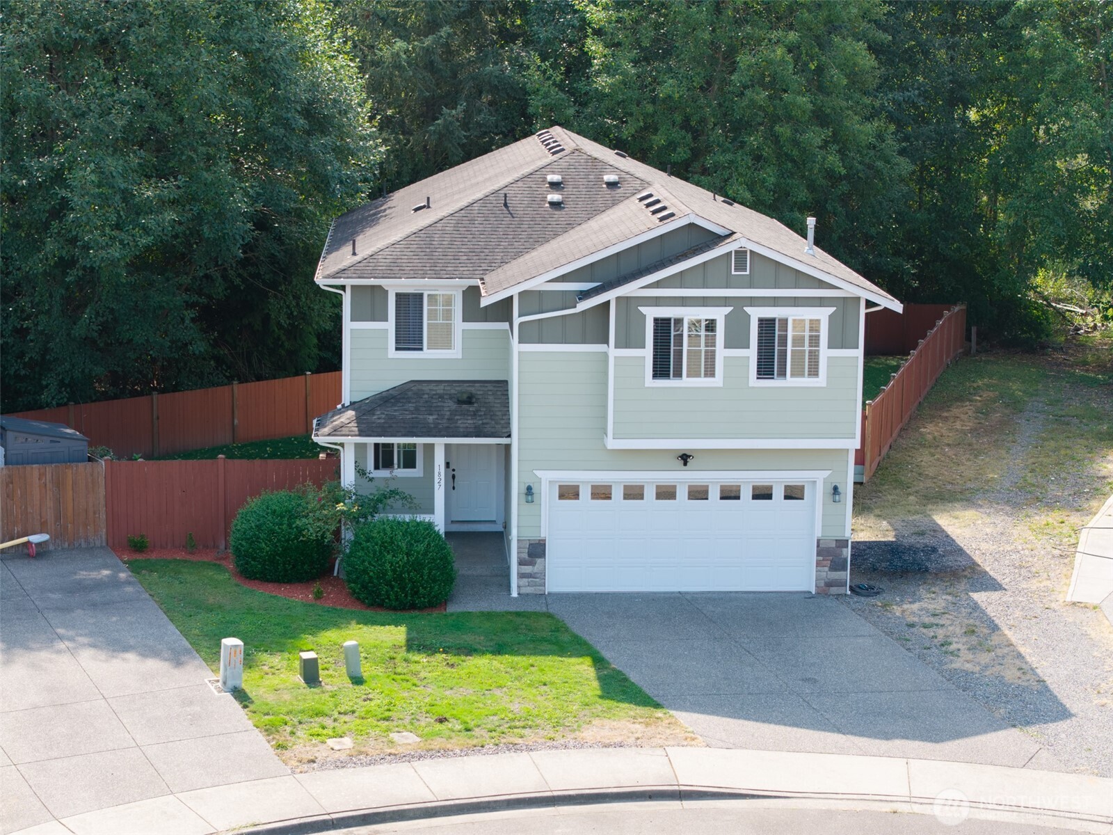 1827 Billie Court Property Photo 18